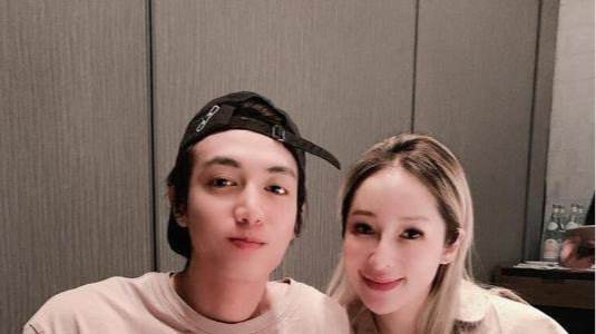 小16岁男友突然吐血 萧亚轩方面回应：已经康复了